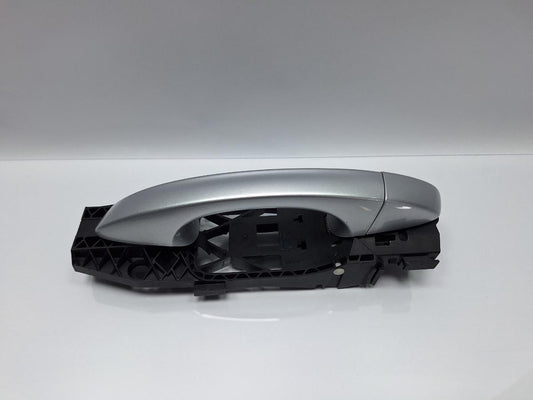 Maner exterior cu suport usa LA7W stanga spate SKODA OCTAVIA Combi 5E5 2012 - > TDI CKFC, CRMB, CYKA 5L0837885C