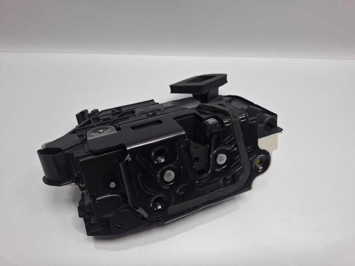 Broasca usa dreapta fata SKODA OCTAVIA Combi 5E5 2012 - > TDI CKFC, CRMB, CYKA 5E1837016
