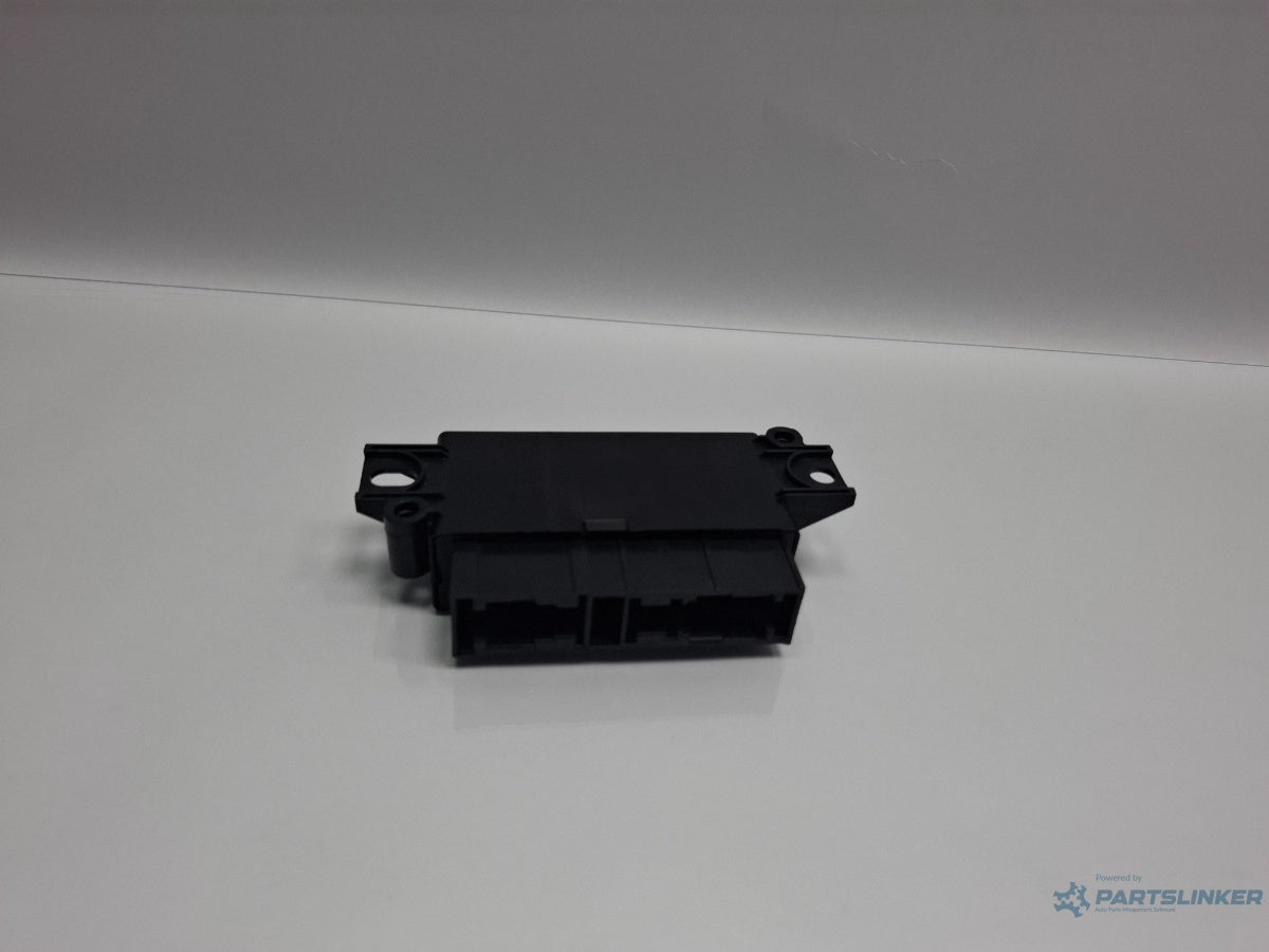 Modul senzor de parcare SKODA OCTAVIA Combi 5E5 2012 - > TDI CKFC, CRMB, CYKA Valeo 000014342 5Q0919283B