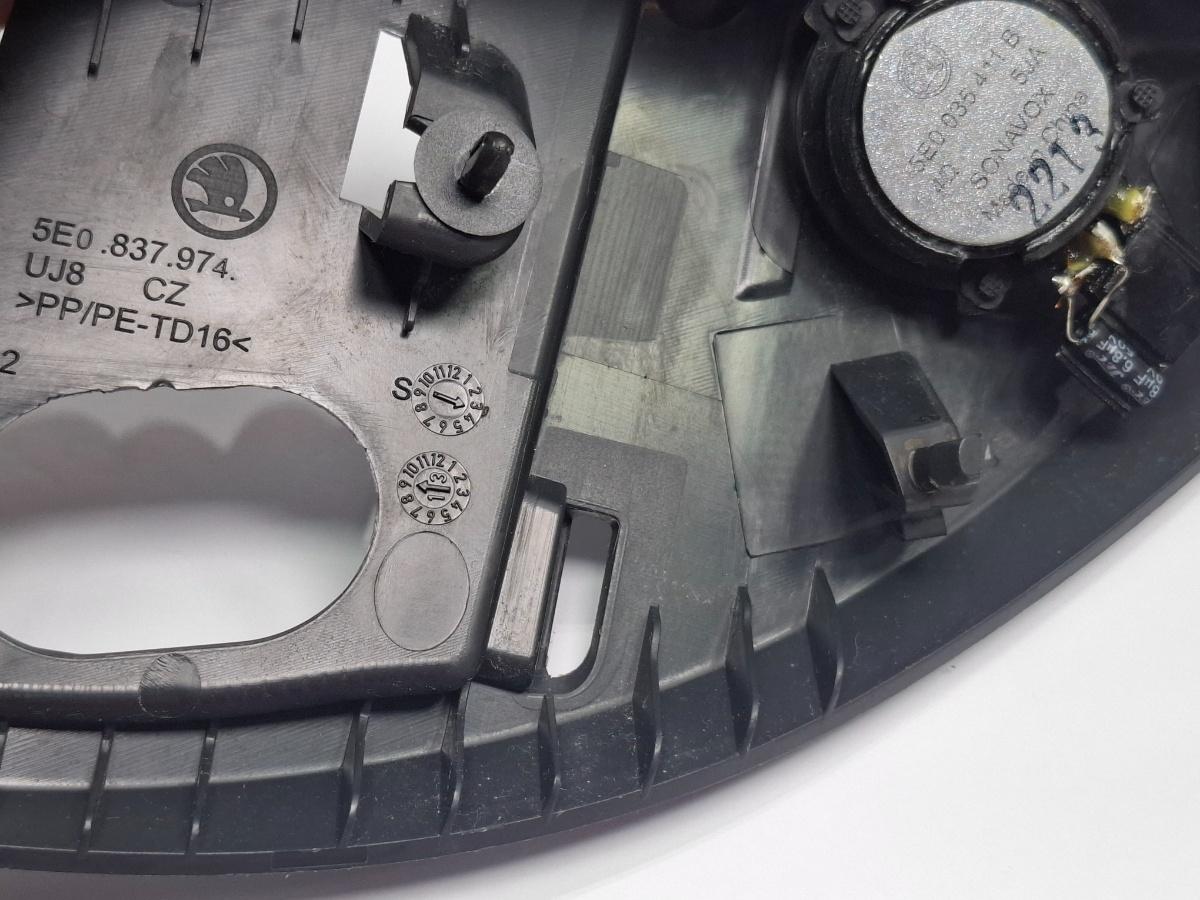 Difuzor de inalta frecventa portiera fata dreapta fata SKODA OCTAVIA Combi 5E5 2012 - > TDI CKFC, CRMB, CYKA 5E0837974 , 5E0035411B