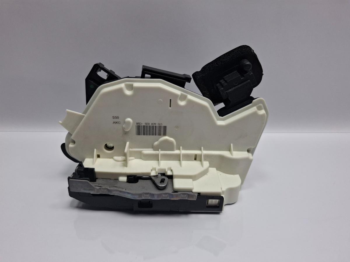 Broasca usa stanga spate SKODA OCTAVIA Combi 5E5 2012 - > TDI CKFC, CRMB, CYKA 5E0839015