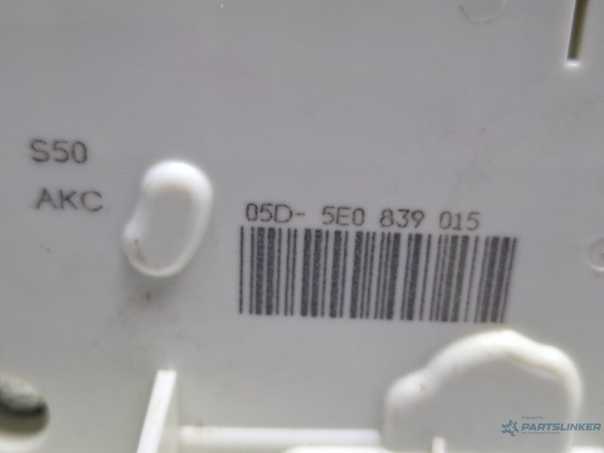 Broasca usa stanga spate SKODA OCTAVIA Combi 5E5 2012 - > TDI CKFC, CRMB, CYKA 5E0839015