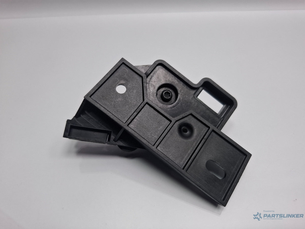 Suport maner deschidere capota SKODA OCTAVIA Combi 5E5 2012 - > TDI CKFC, CRMB, CYKA 6R1823633