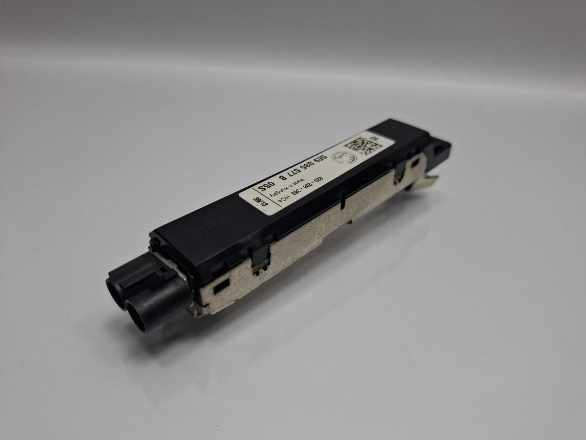 Amplificator antena SKODA OCTAVIA Combi 5E5 2012 - > TDI CKFC, CRMB, CYKA 5E9035577B