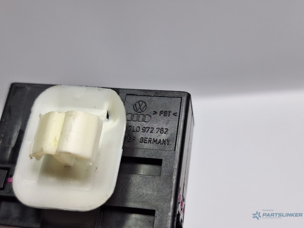 Mufa conector incalzire scaun  SKODA OCTAVIA Combi 5E5 2012 - > TDI CKFC, CRMB, CYKA 7L0972762