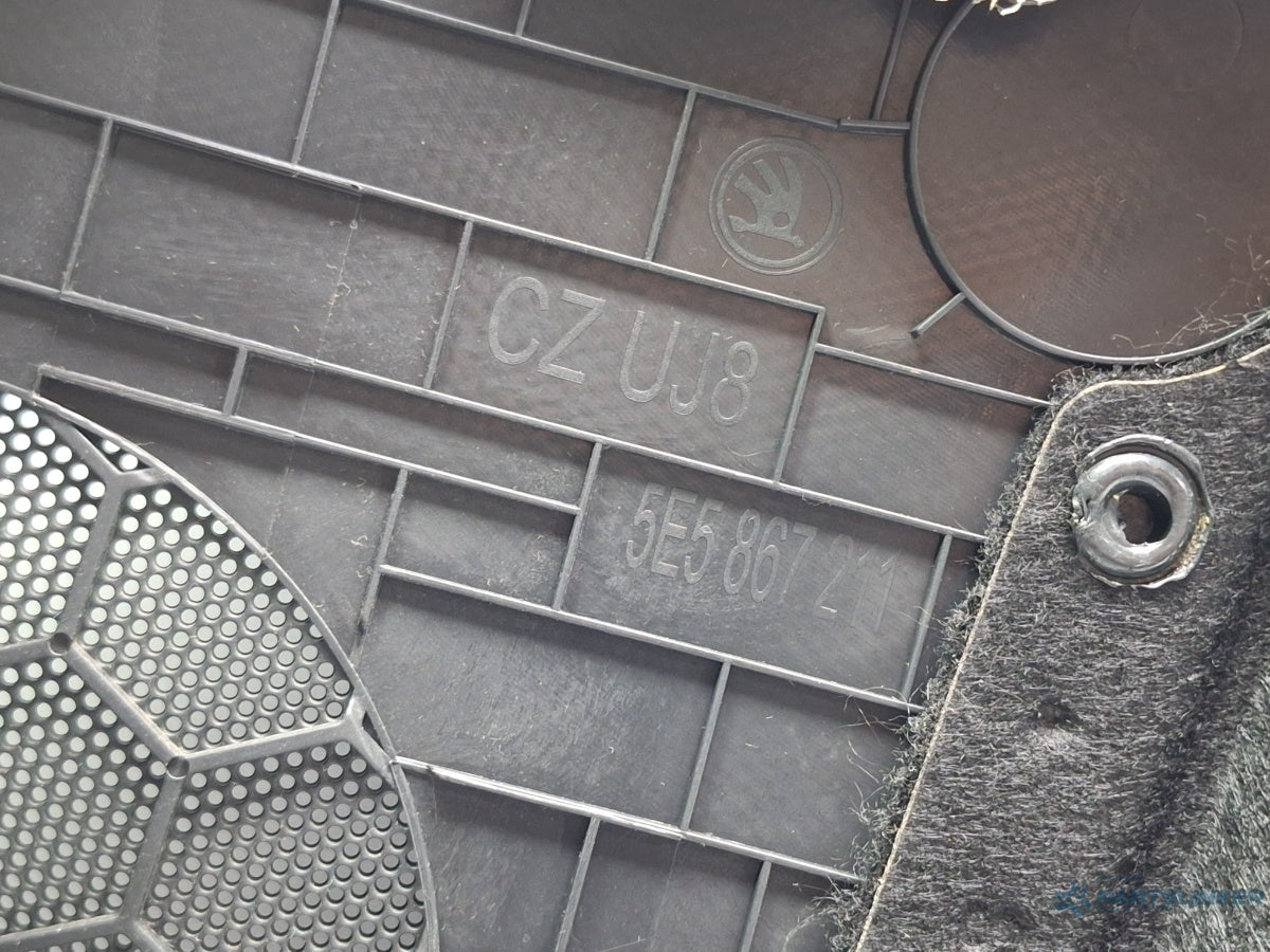 Panou usa  stanga spate SKODA OCTAVIA Combi 5E5 2012 - > TDI CKFC, CRMB, CYKA 5E5867211