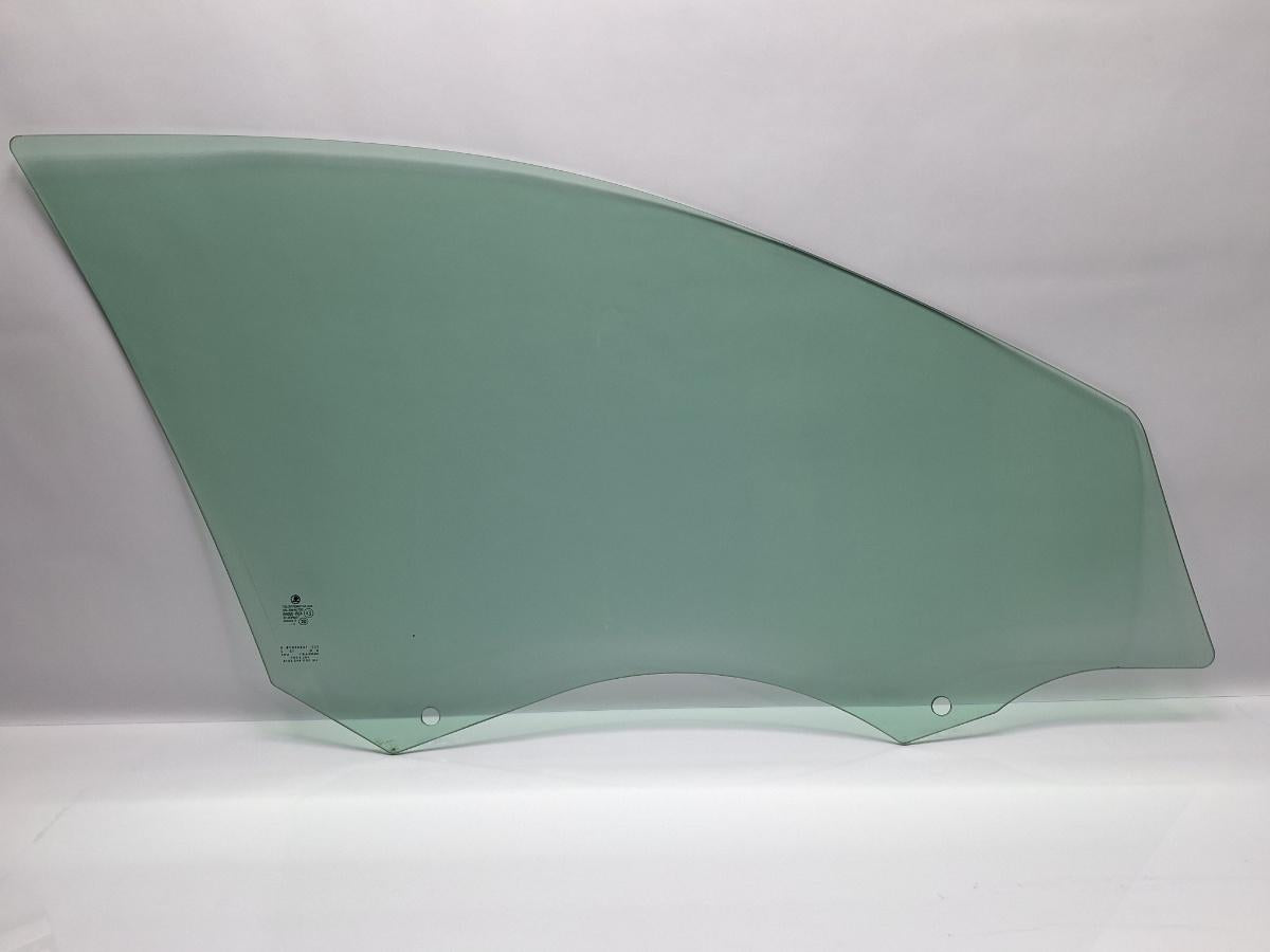 Geam usa stanga fata SKODA OCTAVIA Combi 5E5 2012 - > TDI CKFC, CRMB, CYKA AGC 43R-00049 5E0845201A