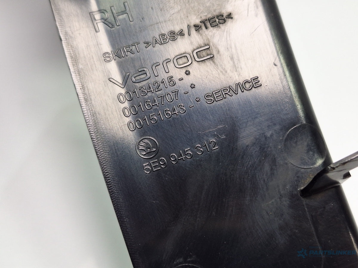 Ornament stop dreapta SKODA OCTAVIA Combi 5E5 2012 - > TDI CKFC, CRMB, CYKA 5E9945312