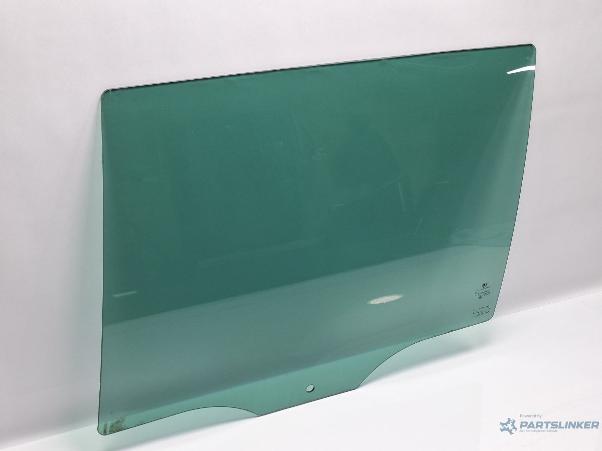 Geam privacy usa stanga spate SKODA OCTAVIA Combi 5E5 2012 - > TDI CKFC, CRMB, CYKA AGC 43R-006723 5E9845205B