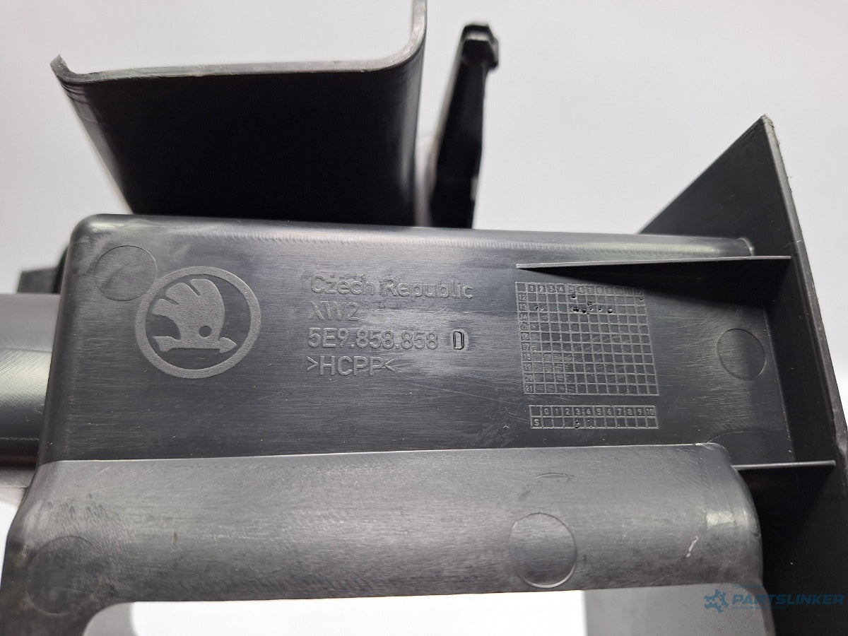 Suport scule portbagaj SKODA OCTAVIA Combi 5E5 2012 - > TDI CKFC, CRMB, CYKA 5E9858858D