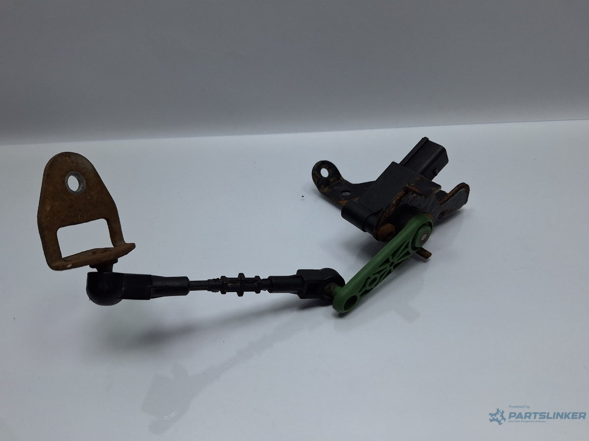 Senzor de nivel faruri spate SKODA OCTAVIA Combi 5E5 2012 - > TDI CKFC, CRMB, CYKA 5Q0512521E