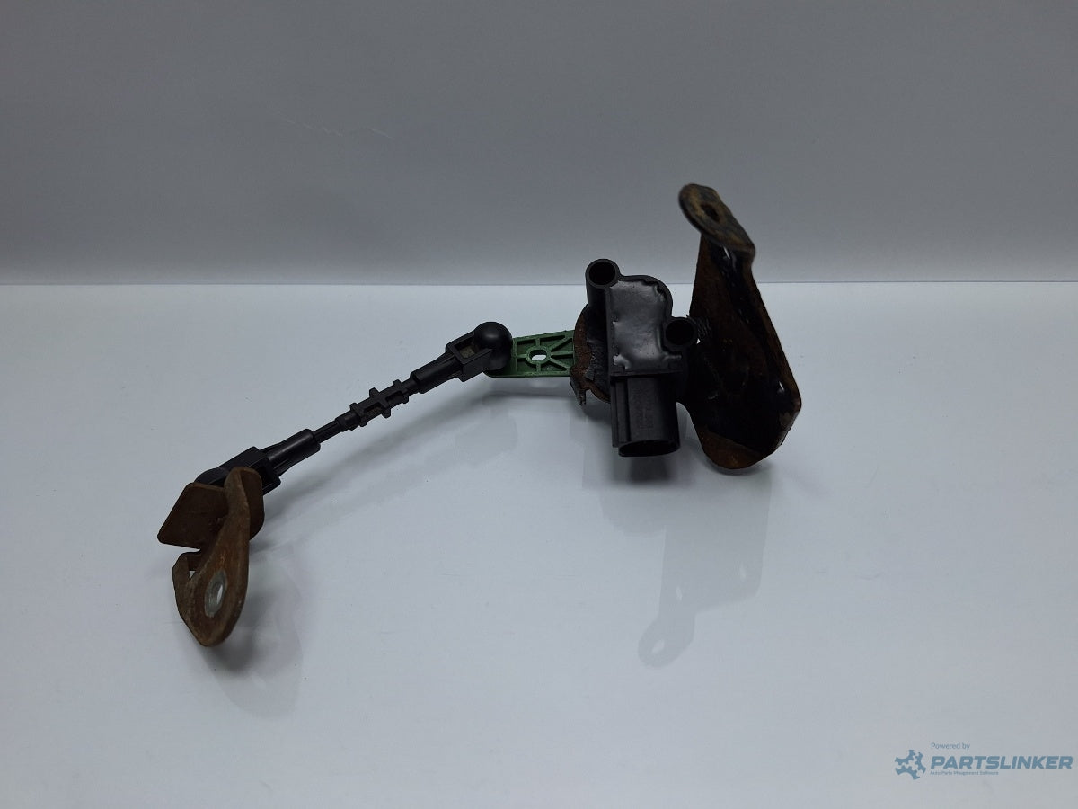 Senzor de nivel faruri spate SKODA OCTAVIA Combi 5E5 2012 - > TDI CKFC, CRMB, CYKA 5Q0512521E