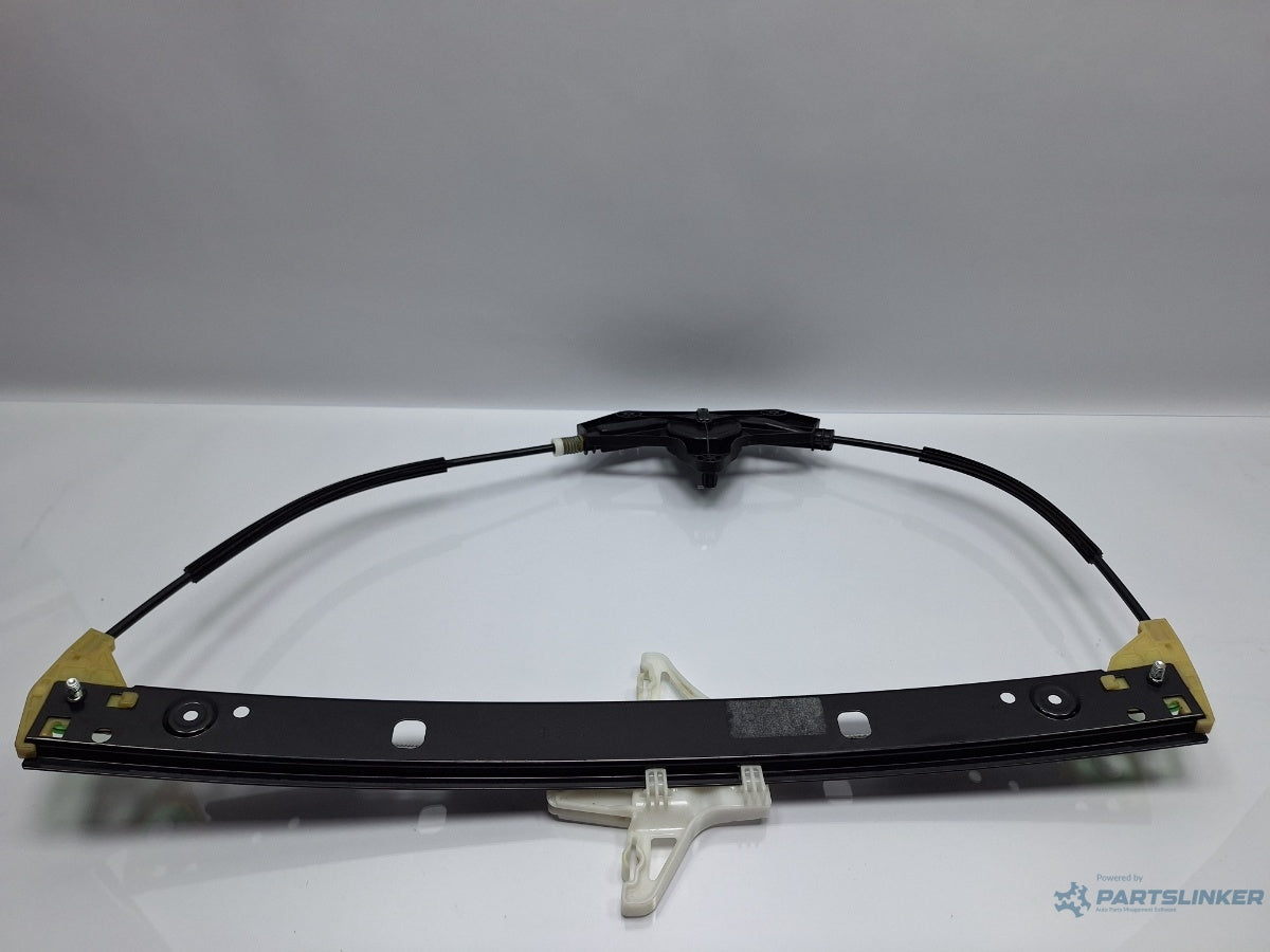 Macara geam stanga spate SKODA OCTAVIA Combi 5E5 2012 - > TDI CKFC, CRMB, CYKA 5E0839461