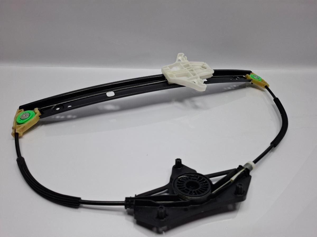 Macara geam dreapta spate SKODA OCTAVIA Combi 5E5 2012 - > TDI CKFC, CRMB, CYKA 5E0839462