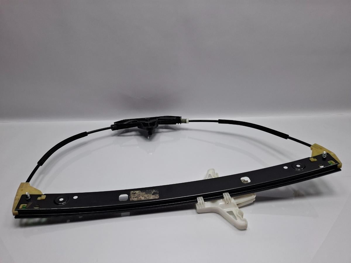Macara geam dreapta spate SKODA OCTAVIA Combi 5E5 2012 - > TDI CKFC, CRMB, CYKA 5E0839462