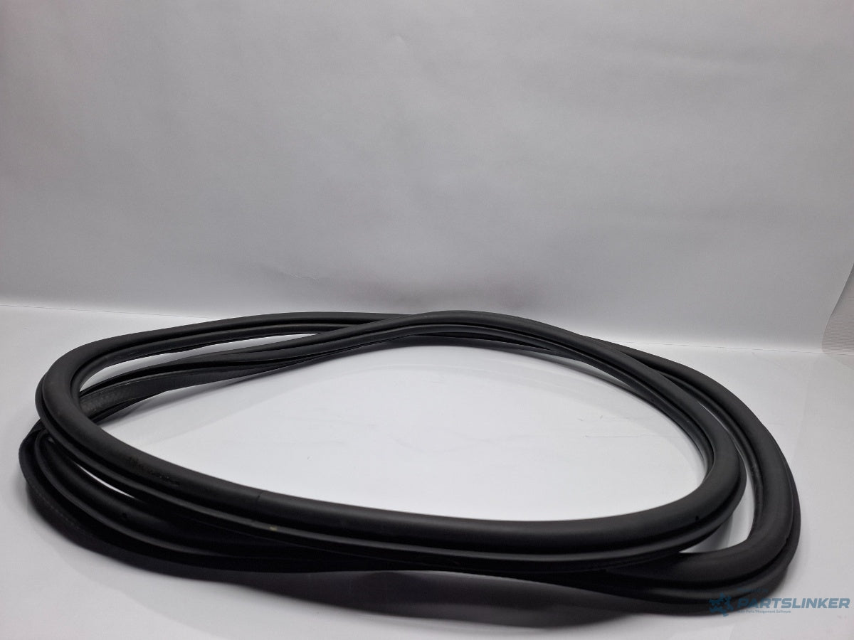 Cheder usa spate SKODA OCTAVIA Combi 5E5 2012 - > TDI CKFC, CRMB, CYKA 5E0867365B