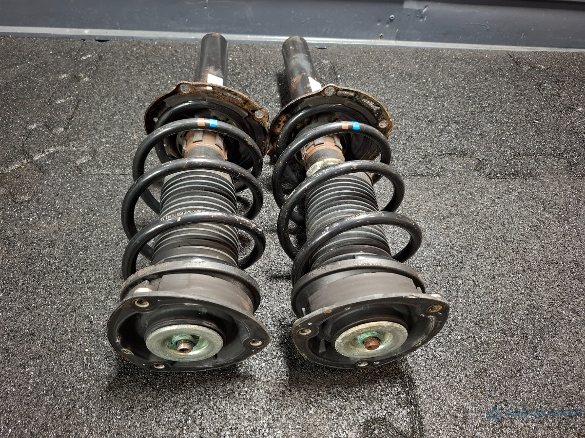 Set arcuri cu amortizoare fata SKODA OCTAVIA Combi 5E5 2012 - > TDI CKFC, CRMB, CYKA 5Q0413023FJ