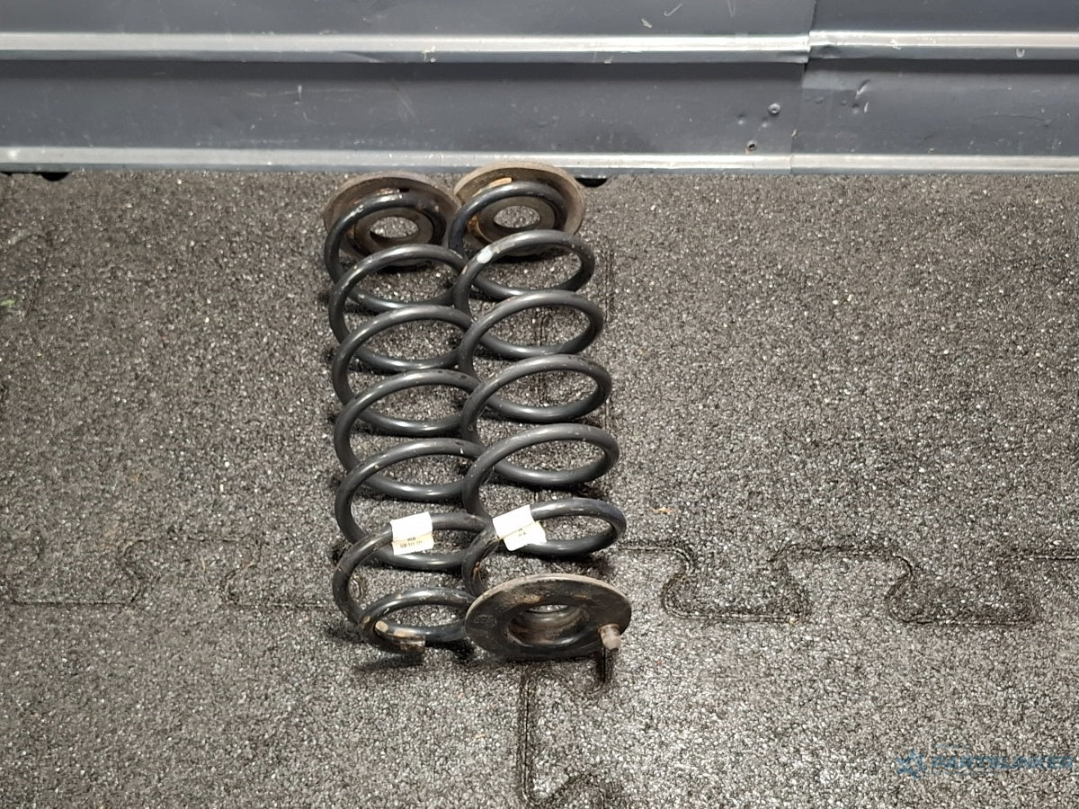 Set arcuri spate SKODA OCTAVIA Combi 5E5 2012 - > TDI CKFC, CRMB, CYKA 5Q0511121