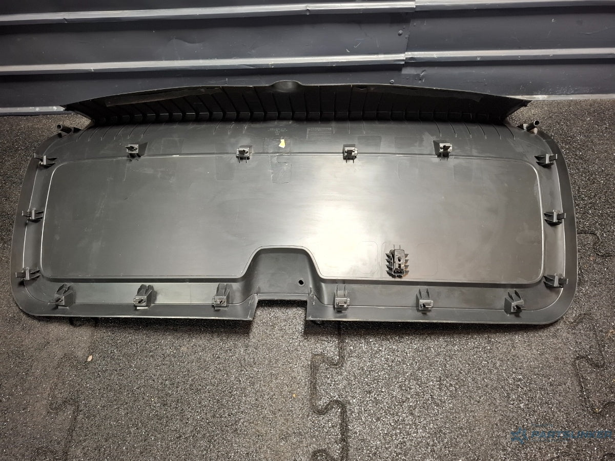 Ornament portbagaj SKODA OCTAVIA Combi 5E5 2012 - > TDI CKFC, CRMB, CYKA 5E9867975