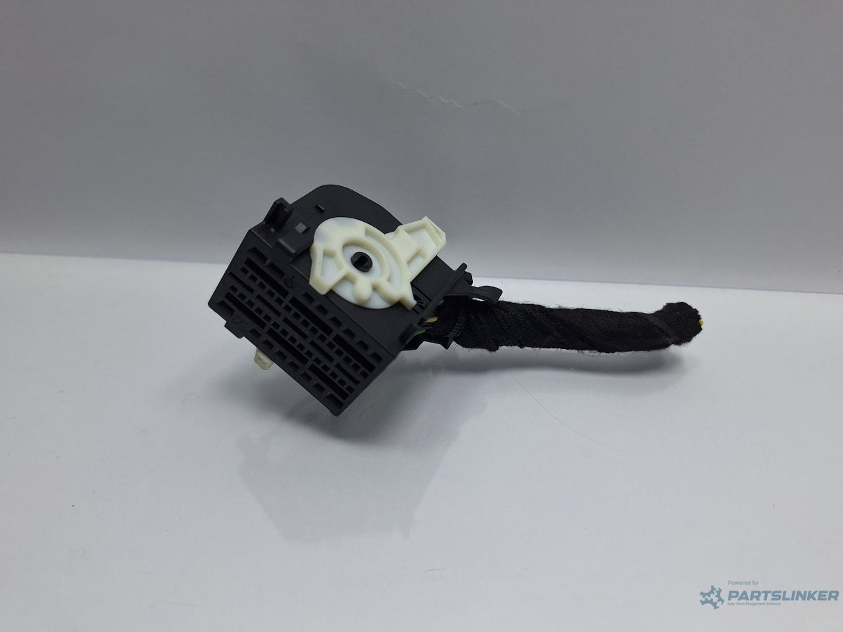 Mufa conector 46 pini SKODA OCTAVIA Combi 5E5 2012 - > TDI CKFC, CRMB, CYKA 5Q0937702 , 5Q0937702A