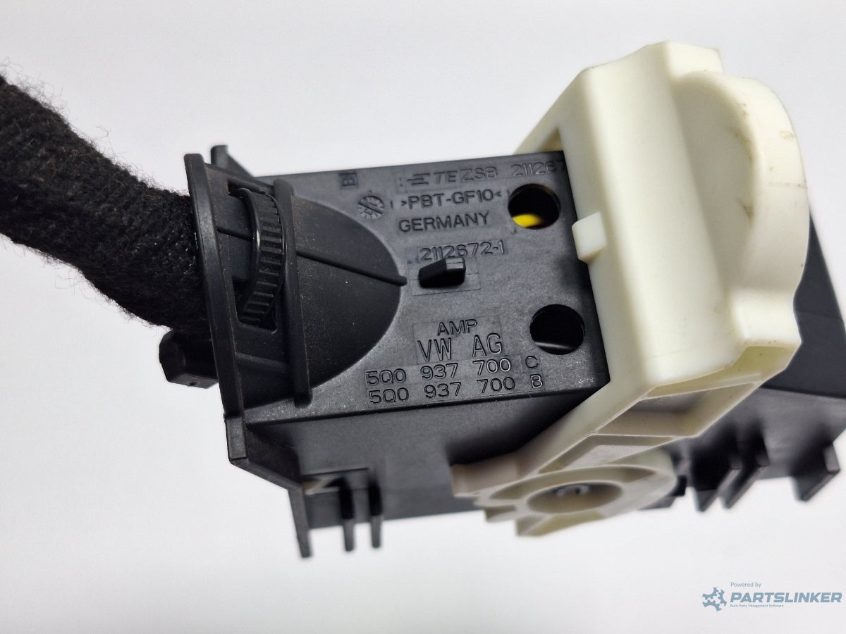 Mufa conector 73 pini SKODA OCTAVIA Combi 5E5 2012 - > TDI CKFC, CRMB, CYKA 5Q0937700C