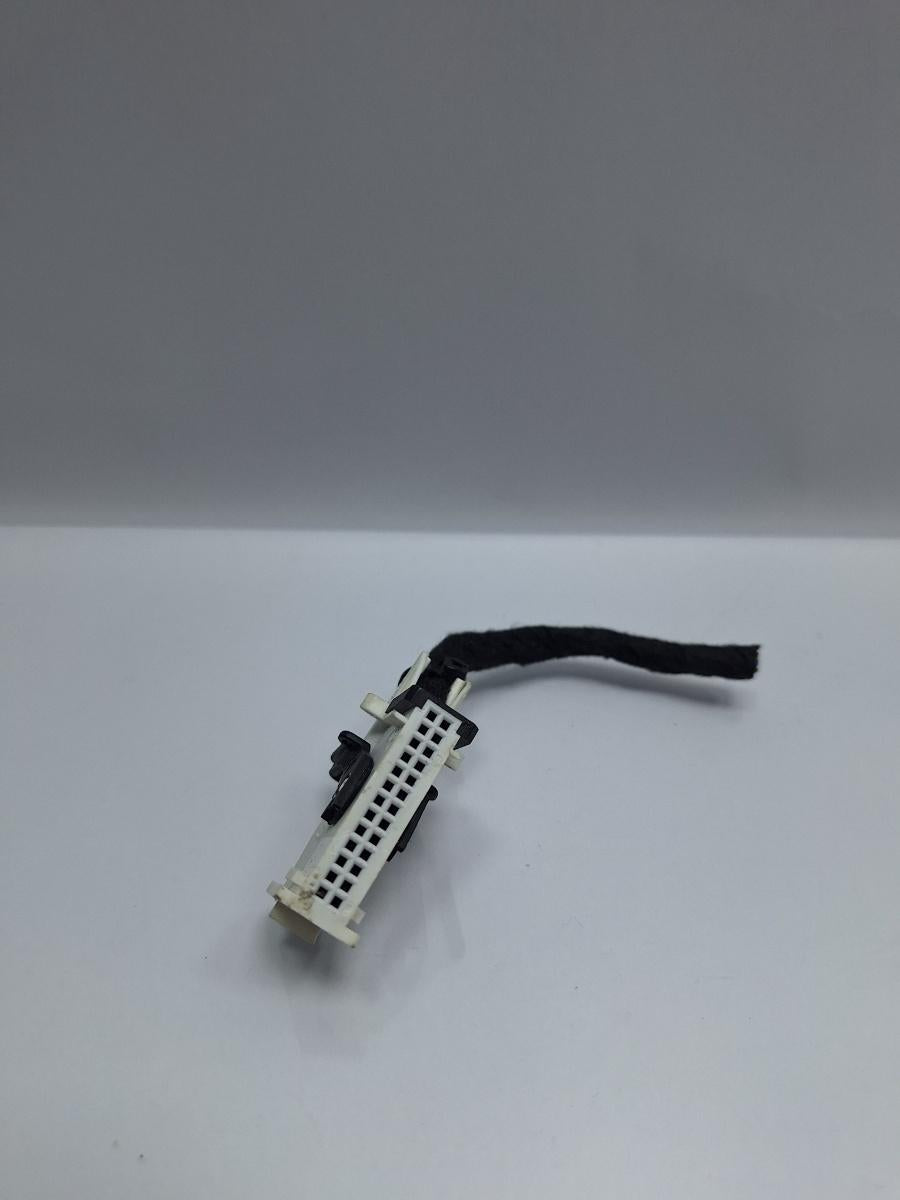 Mufa conector 24 pini SKODA OCTAVIA Combi 5E5 2012 - > TDI CKFC, CRMB, CYKA 7M3972726B