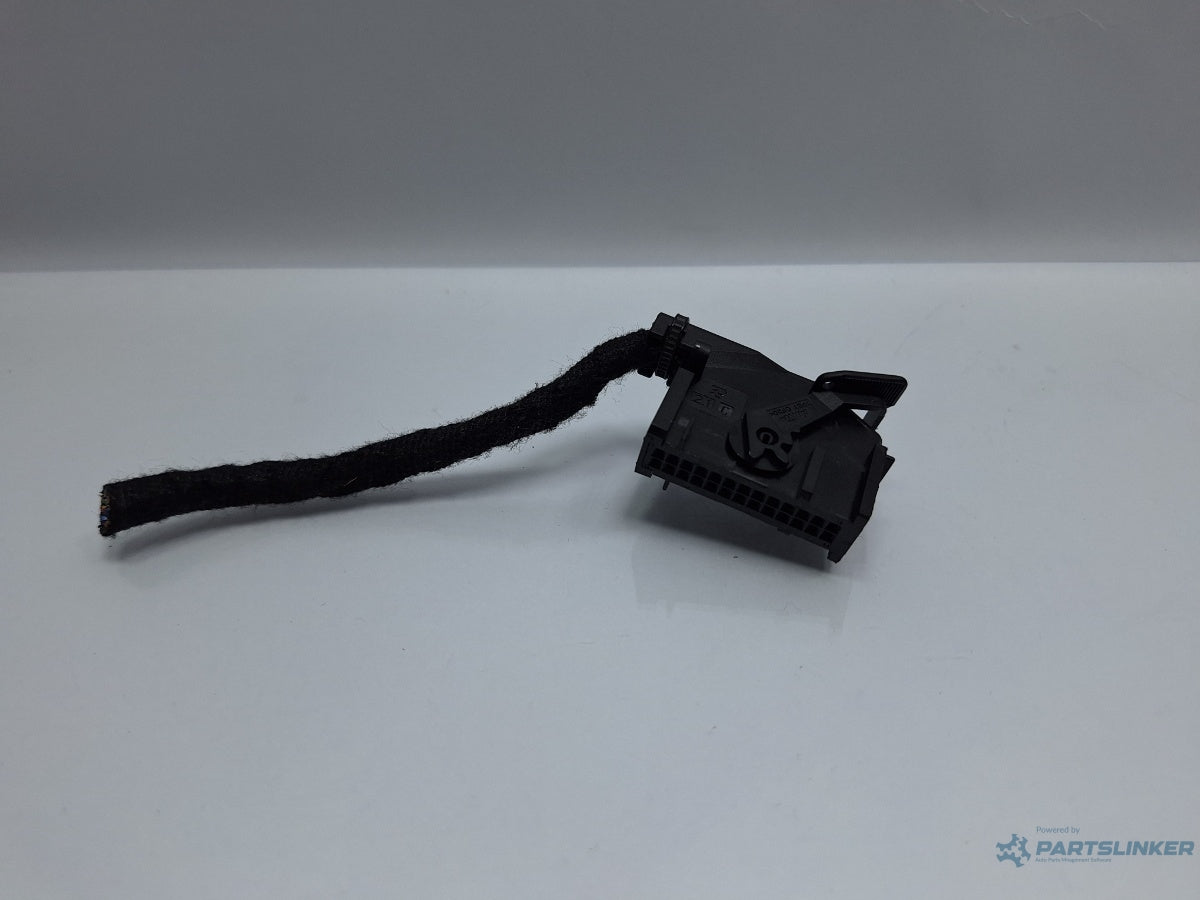 Mufa conector 26 pini SKODA OCTAVIA Combi 5E5 2012 - > TDI CKFC, CRMB, CYKA 4E0972726