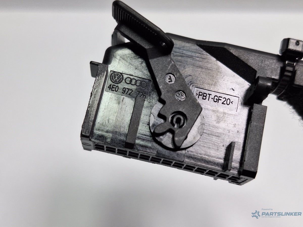 Mufa conector 26 pini SKODA OCTAVIA Combi 5E5 2012 - > TDI CKFC, CRMB, CYKA 4E0972726