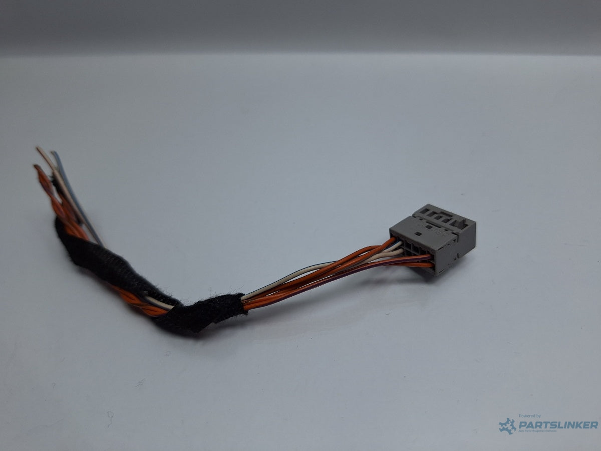 Mufa conector 12 pini SKODA OCTAVIA Combi 5E5 2012 - > TDI CKFC, CRMB, CYKA 8X0035447B
