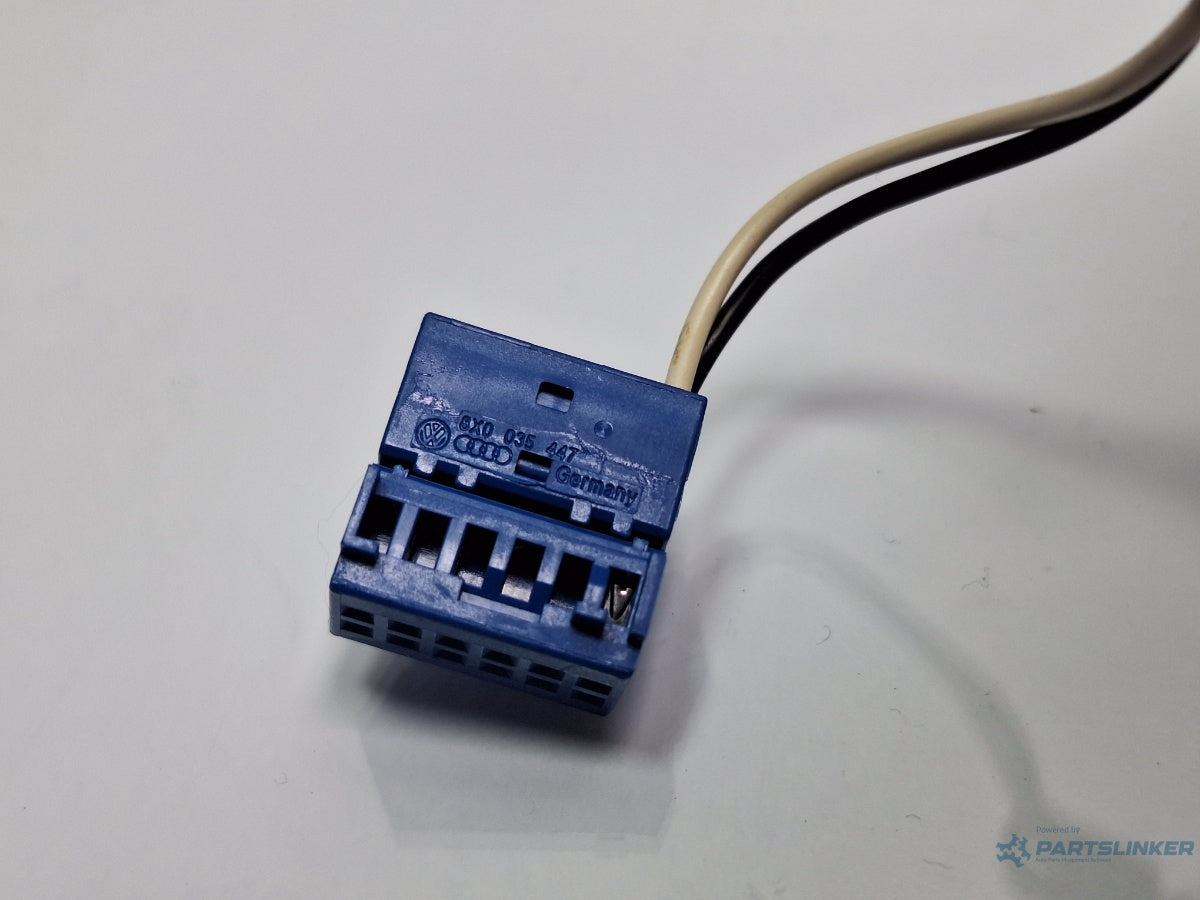 Mufa conector 12 pini SKODA OCTAVIA Combi 5E5 2012 - > TDI CKFC, CRMB, CYKA 8X0035447