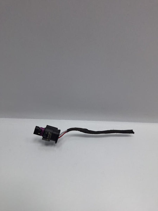 Mufa conector 2 pini SKODA OCTAVIA Combi 5E5 2012 - > TDI CKFC, CRMB, CYKA 4H0973702A
