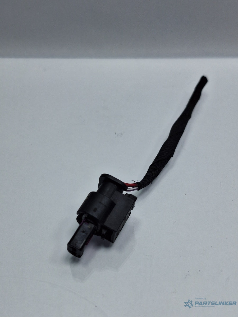 Mufa conector 2 pini SKODA OCTAVIA Combi 5E5 2012 - > TDI CKFC, CRMB, CYKA 4H0973702A