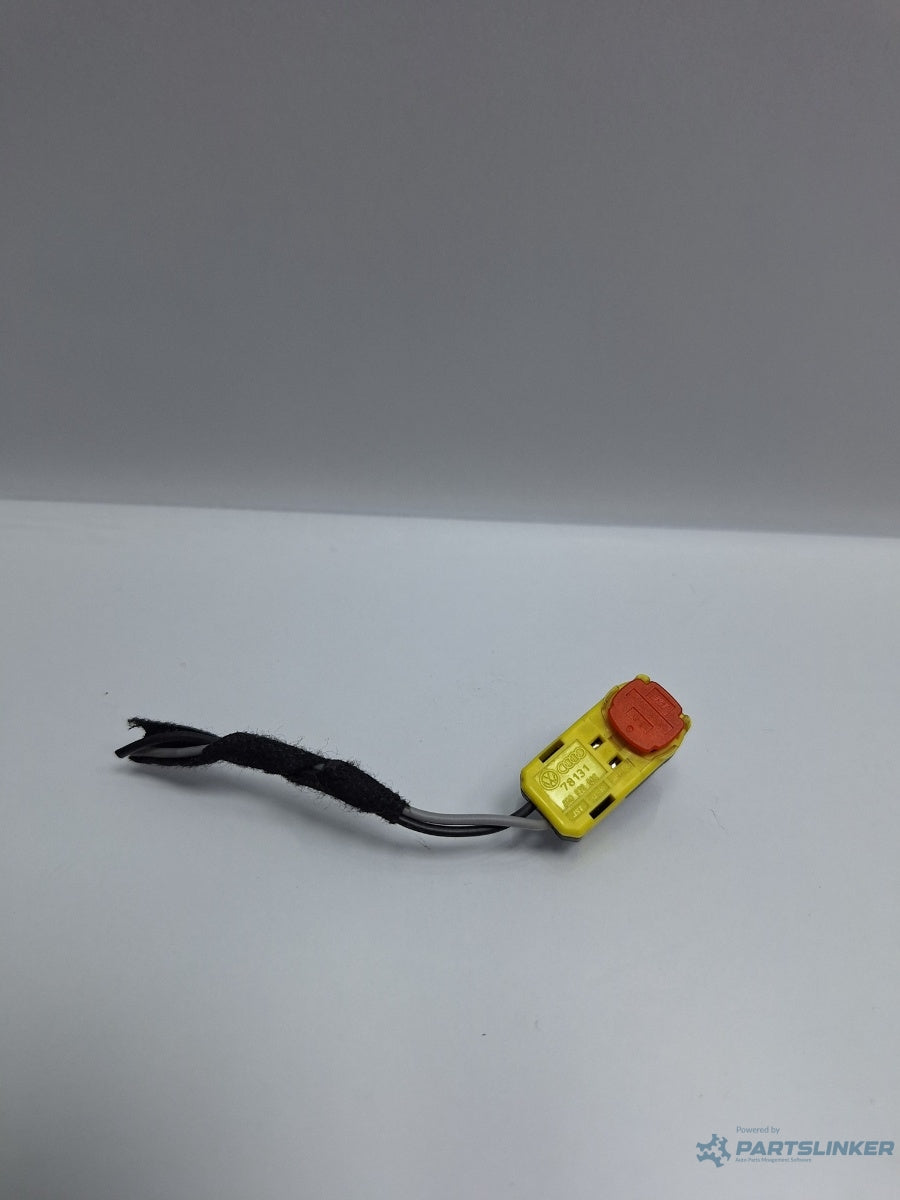 Mufa conector 2 pini SKODA OCTAVIA Combi 5E5 2012 - > TDI CKFC, CRMB, CYKA 8K0972562