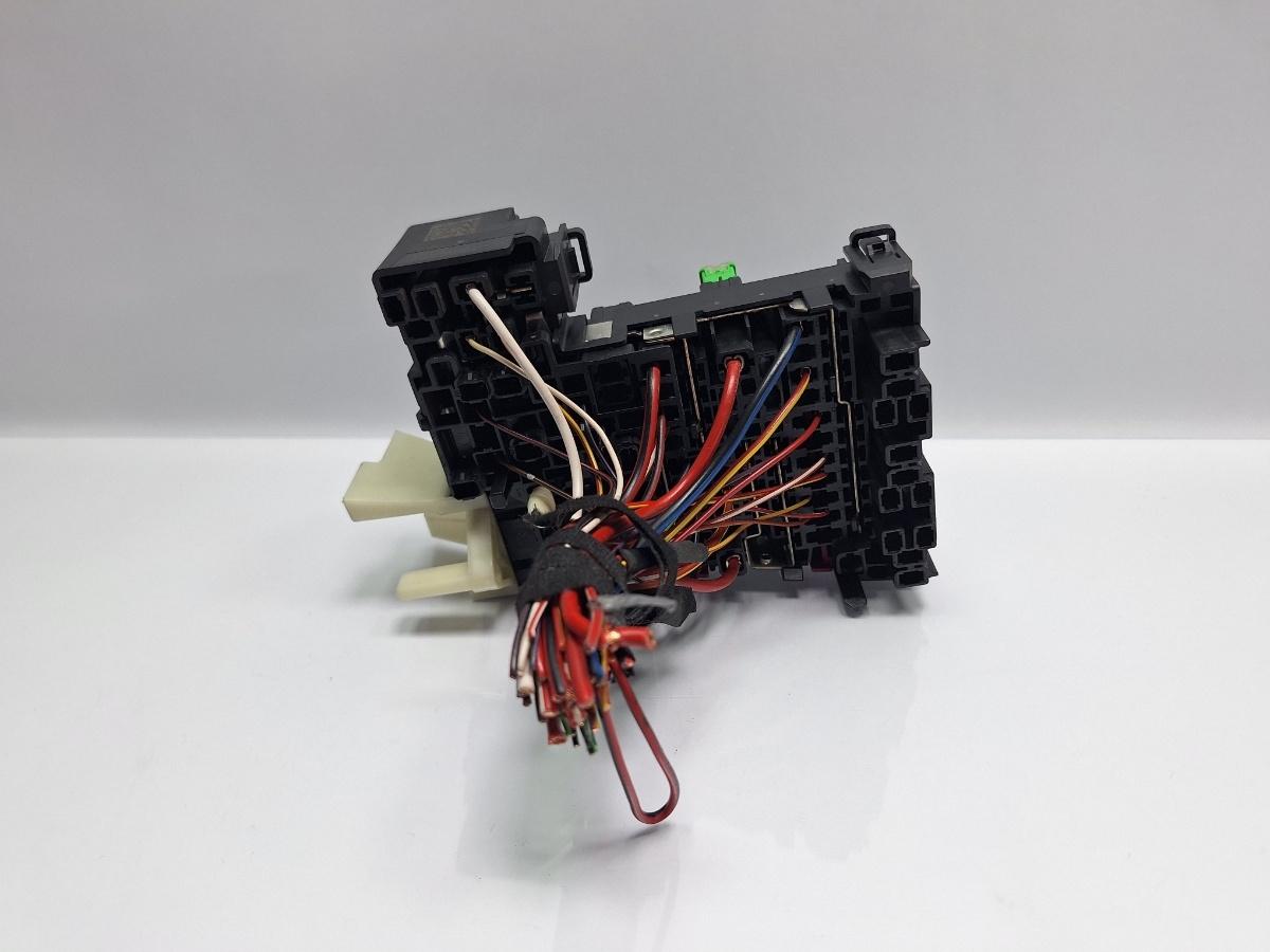 Panou sigurante SKODA OCTAVIA Combi 5E5 2012 - > TDI CKFC, CRMB, CYKA 5Q0937615C