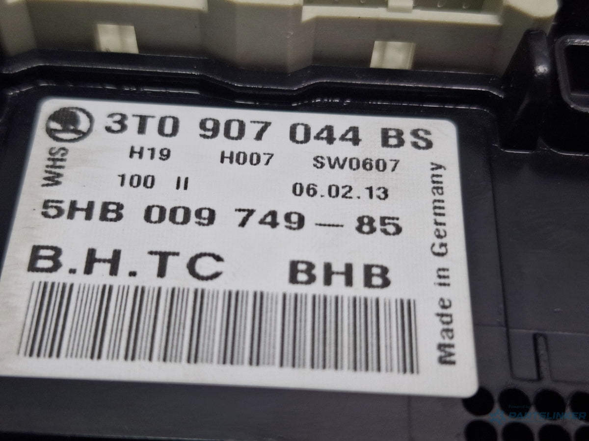 Panou climatronic SKODA SUPERB III Estate 3T5 2009 - 2015 TDI CBBB, CFGB 3T0907044BS