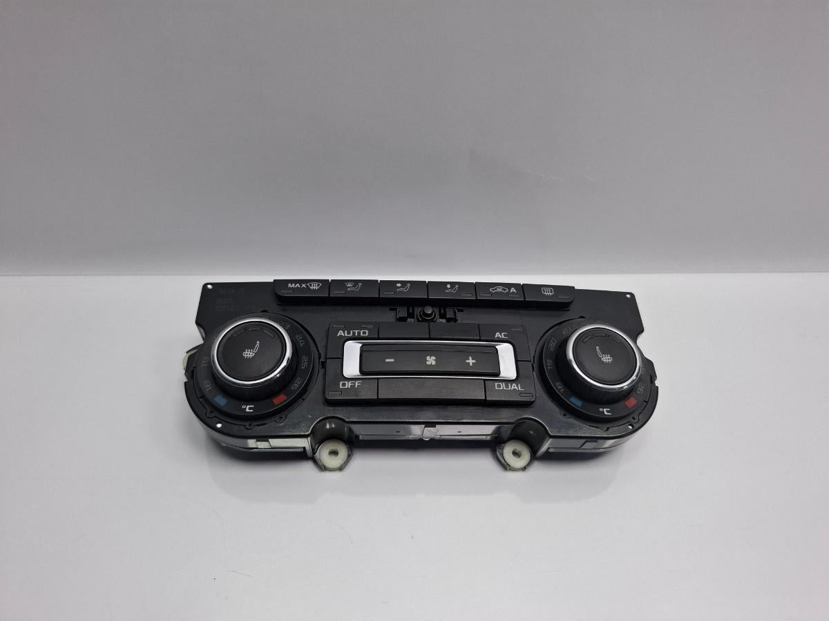 Panou climatronic SKODA SUPERB II Estate 3T5 2009 - 2015 TDI CBBB, CFGB 3T0907044BS