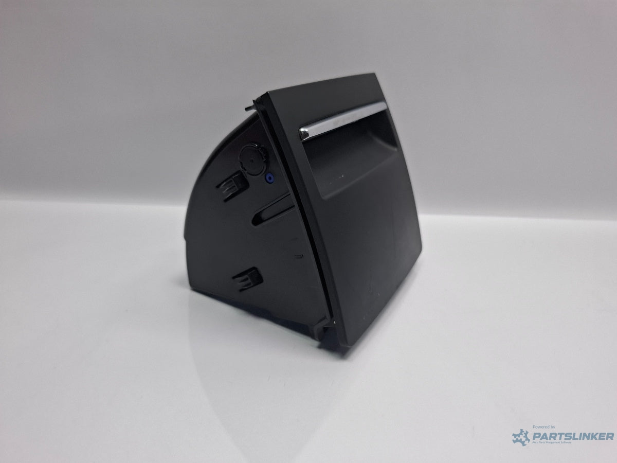 Sertar bord SKODA SUPERB III Estate 3T5 2009 - 2015 TDI CBBB, CFGB 3T0857961B