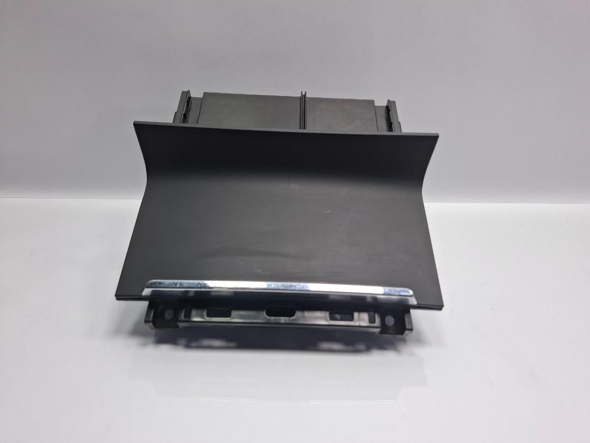 Scrumiera SKODA SUPERB II Estate 3T5 2009 - 2015 TDI CBBB, CFGB 3T0857962B , 3T0863077B