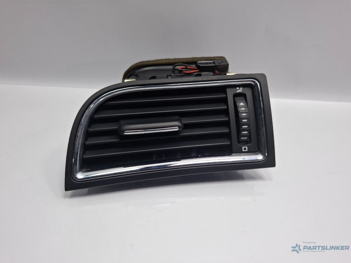 Grila aerisire stanga SKODA SUPERB III Estate 3T5 2009 - 2015 TDI CBBB, CFGB 3T0819701