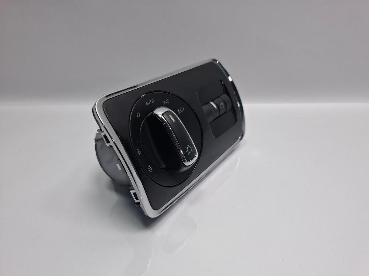 Bloc lumini SKODA SUPERB II Estate 3T5 2009 - 2015 TDI CBBB, CFGB 3T0941431B