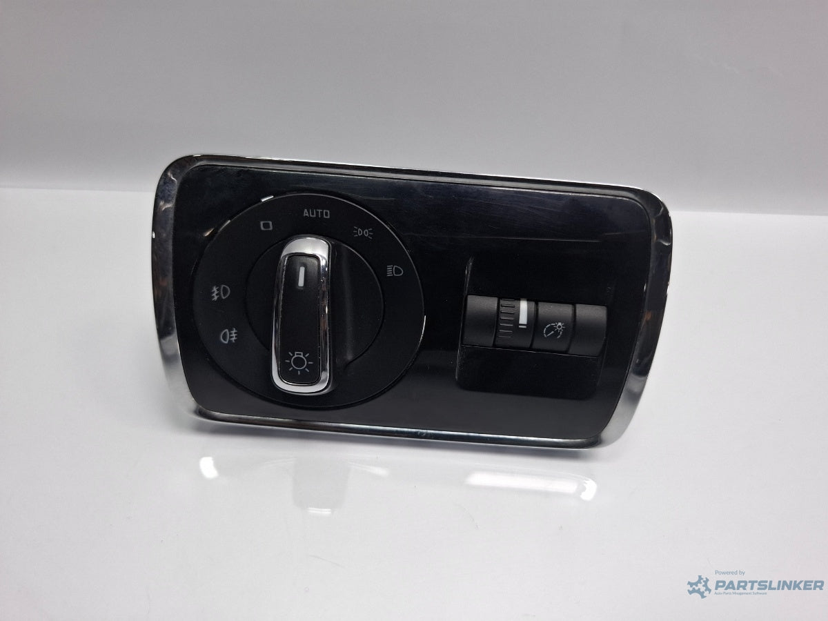 Bloc lumini SKODA SUPERB III Estate 3T5 2009 - 2015 TDI CBBB, CFGB 3T0941431B