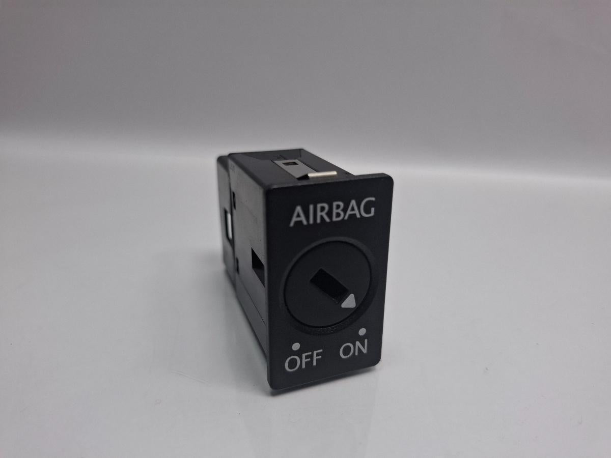 Buton airbag SKODA SUPERB II Estate 3T5 2009 - 2015 TDI CBBB, CFGB 5P0919237C
