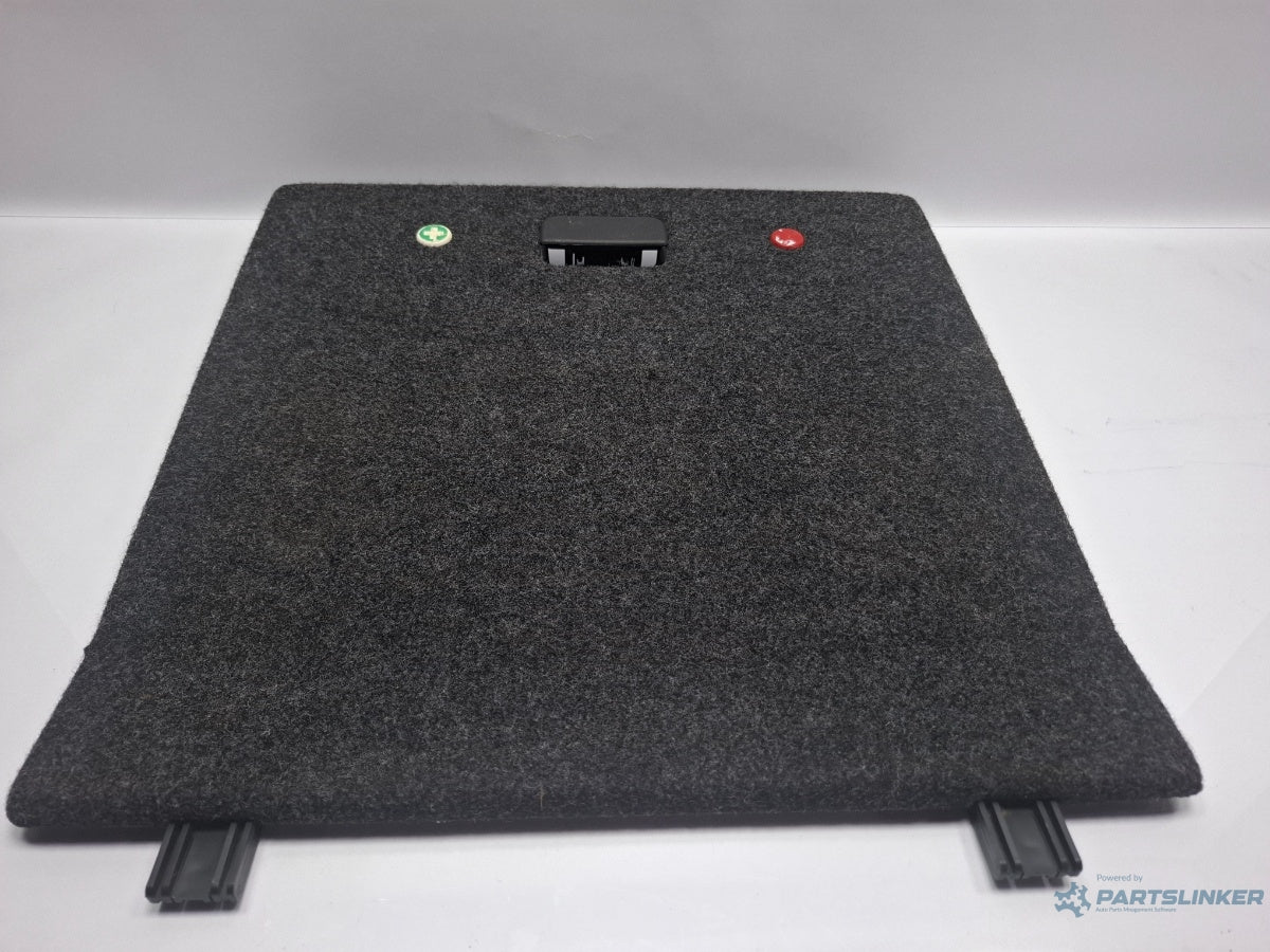 Ornament lateral portbagaj dreapta SKODA SUPERB III Estate 3T5 2009 - 2015 TDI CBBB, CFGB 3T9868886