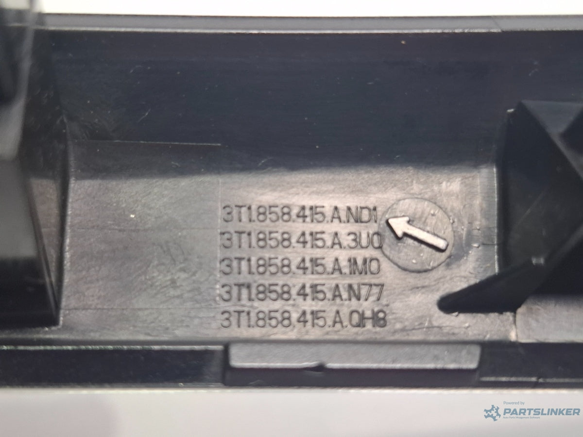 Ornament trim bord SKODA SUPERB III Estate 3T5 2009 - 2015 TDI CBBB, CFGB 3T1858415A