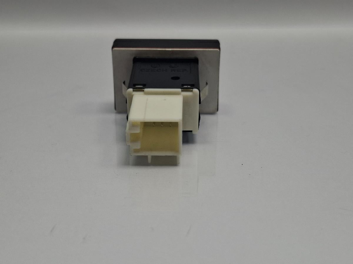 Buton avarii SKODA SUPERB II Estate 3T5 2009 - 2015 TDI CBBB, CFGB 3T0953235D
