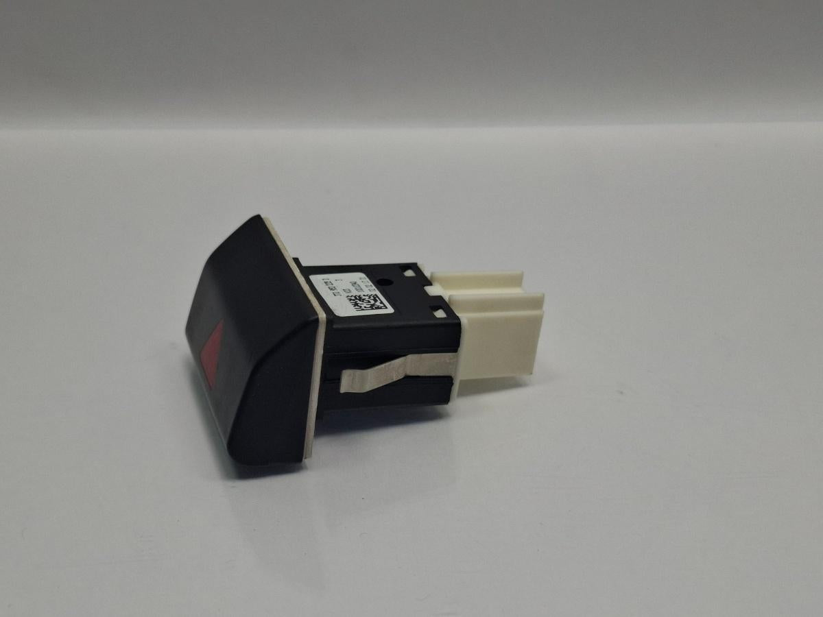Buton avarii SKODA SUPERB II Estate 3T5 2009 - 2015 TDI CBBB, CFGB 3T0953235D