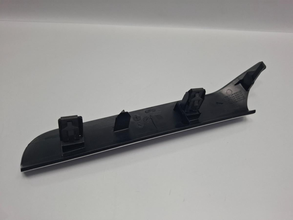 Ornament trim bord SKODA SUPERB II Estate 3T5 2009 - 2015 TDI CBBB, CFGB 3T1858417A
