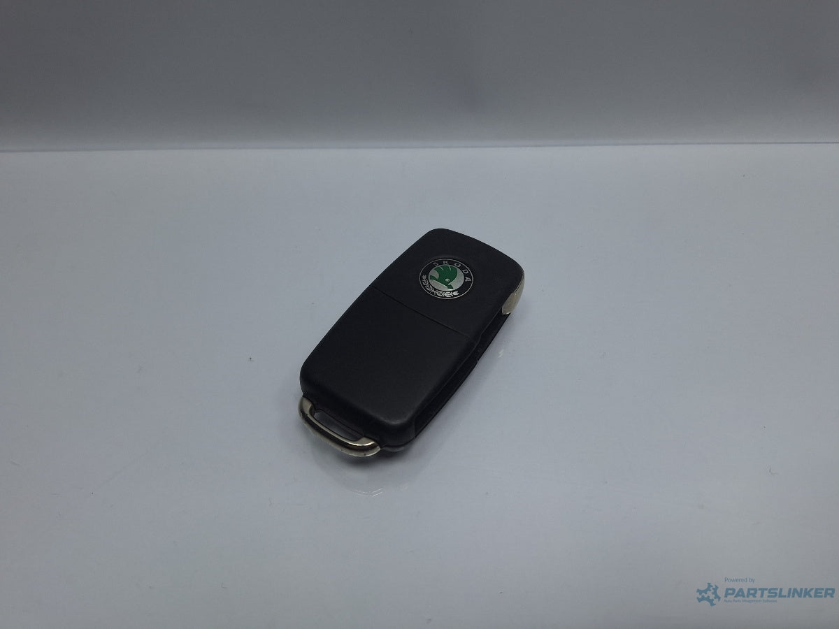 Telecomanda inchidere centralizata SKODA SUPERB III Estate 3T5 2009 - 2015 TDI CBBB, CFGB HELLA 434MHz 3T0837202H