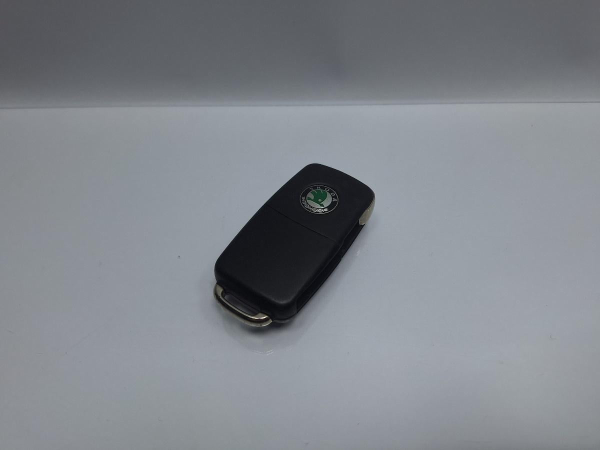 Telecomanda inchidere centralizata SKODA SUPERB II Estate 3T5 2009 - 2015 TDI CBBB, CFGB HELLA 434MHz 3T0837202H