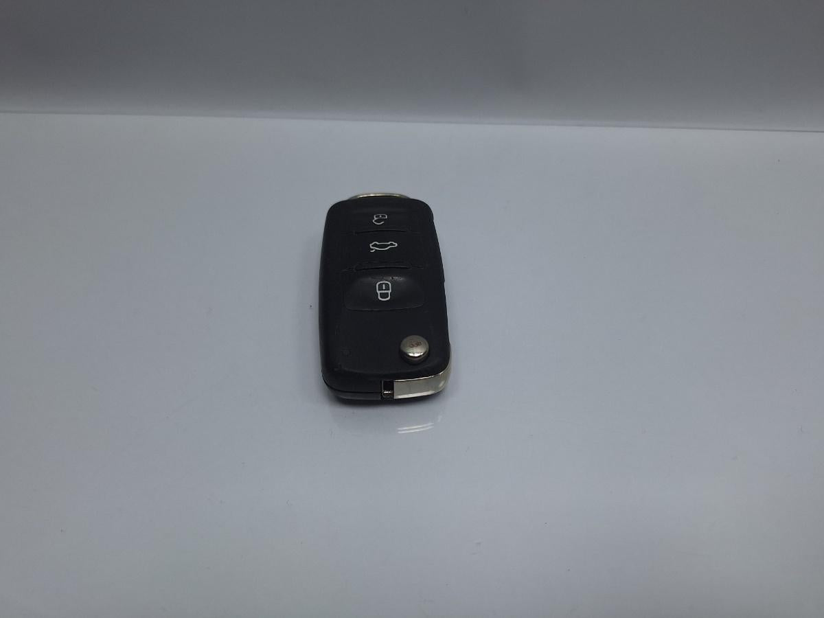 Telecomanda inchidere centralizata SKODA SUPERB II Estate 3T5 2009 - 2015 TDI CBBB, CFGB HELLA 434MHz 3T0837202H